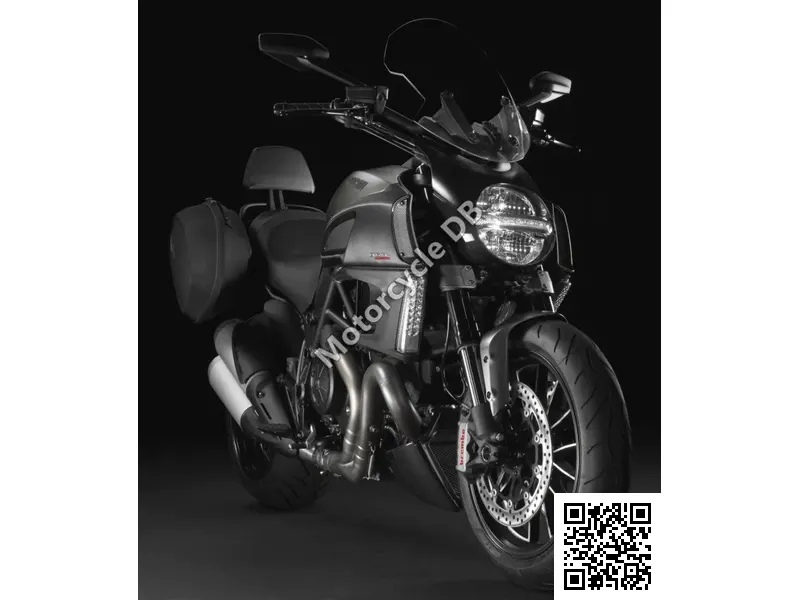 Ducati Diavel Strada 2013 31388