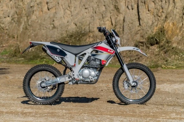 2021 AJP PR3 Enduro 125