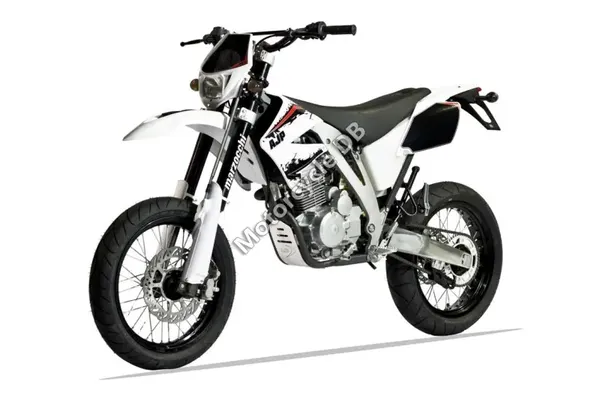 2015 AJP PR5 250 Supermoto