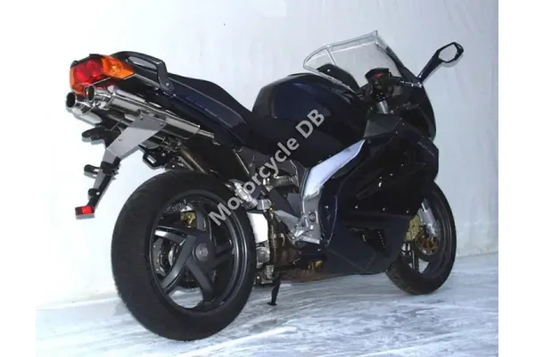 2005 Aprilia RST 1000 Futura