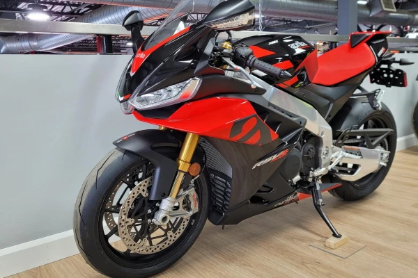 2021 Aprilia RSV4 1100 Factory