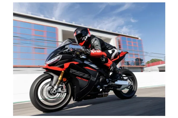 2027 Aprilia RSV4 Factory 1100