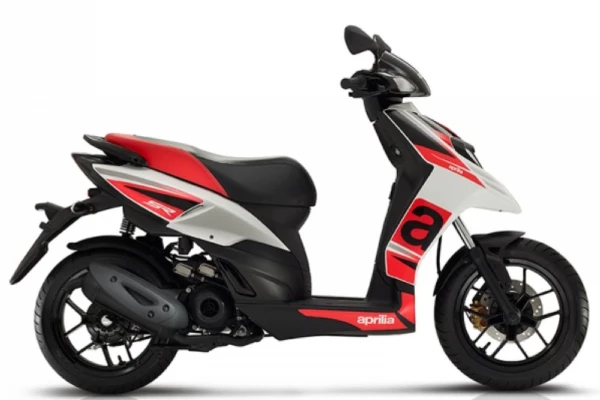 2022 Aprilia SR 50 MT