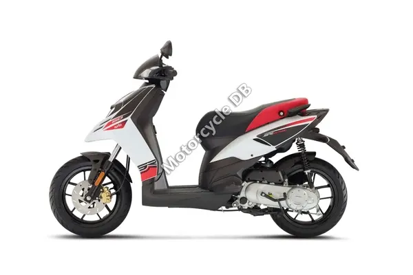 2018 Aprilia SR Motard 50