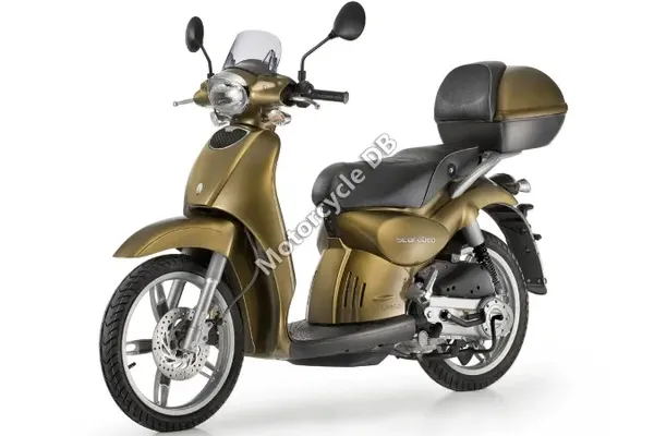 2012 Aprilia Scarabeo 100