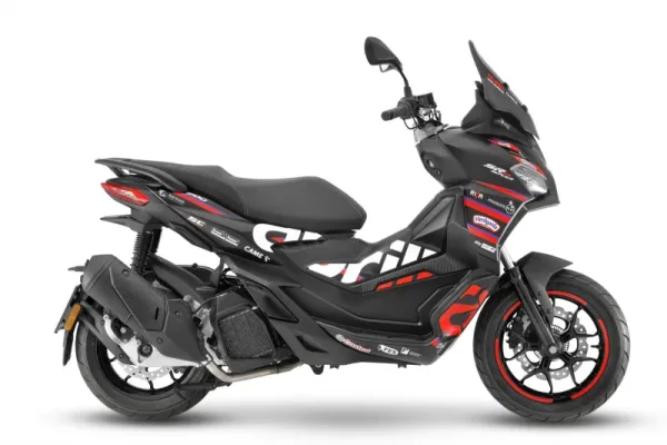 2026 Aprilia Sr GT Replica 125