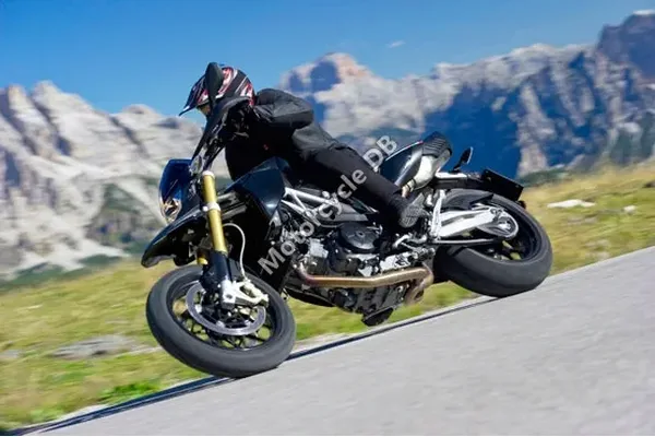 2011 Aprilia Dorsoduro 1200