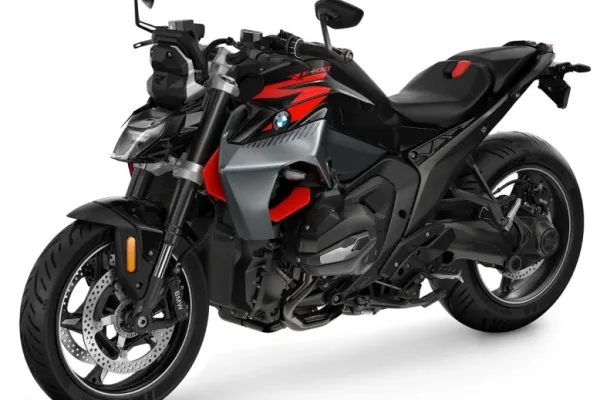 2027 BMW R1300R