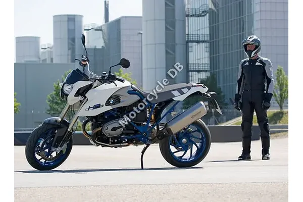2011 BMW HP2 Megamoto