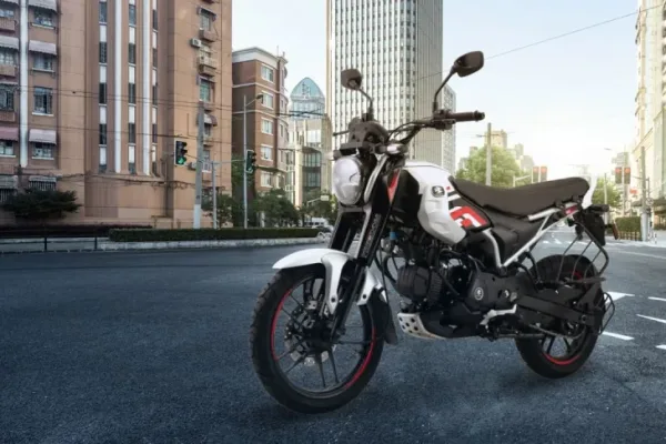 2026 Bajaj Freedom NG04