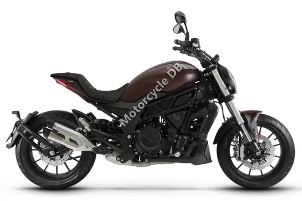 2023 Benelli 502 Cruiser