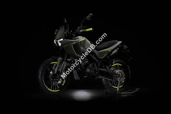 2023 Benelli BKX 250