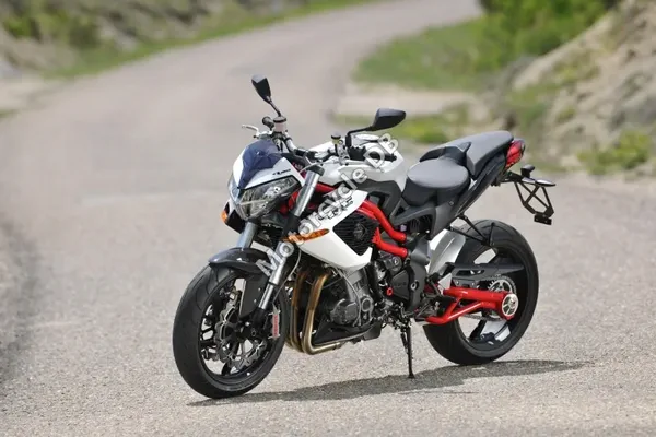 2014 Benelli TNT 899