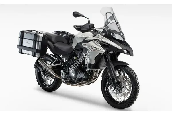 2016 Benelli TRK 502