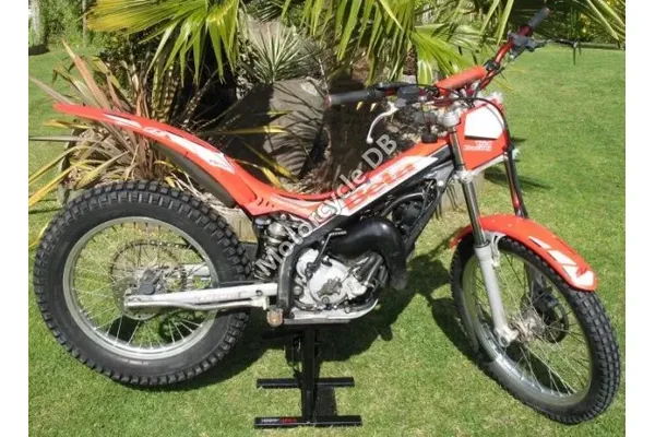 2004 Beta REV-80