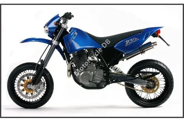 2009 CCM R35