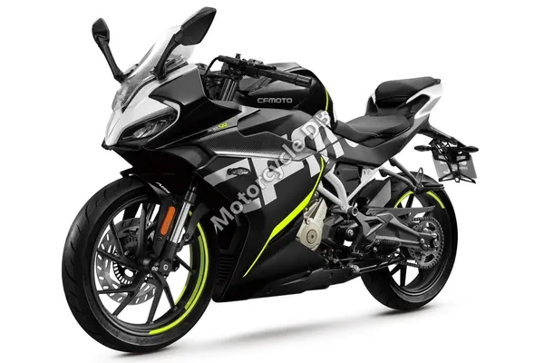 2022 CF Moto 300SR