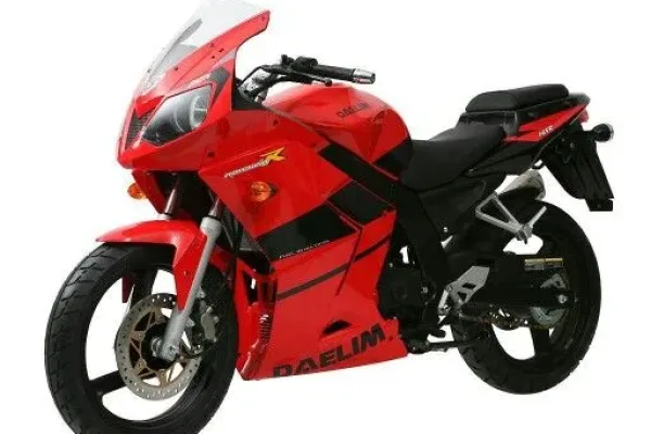 2026 Daelim Roadsport 125