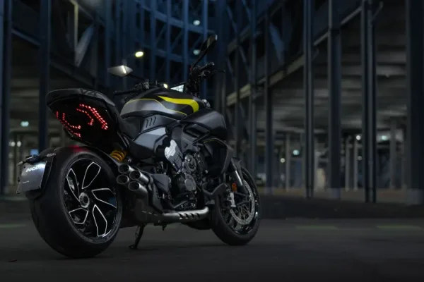 2026 Ducati Diavel V4