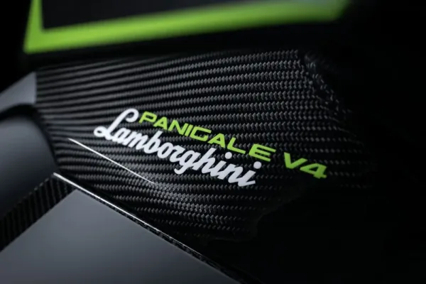2026 Ducati Panigale V4 Lamborghini Speciale Clienti