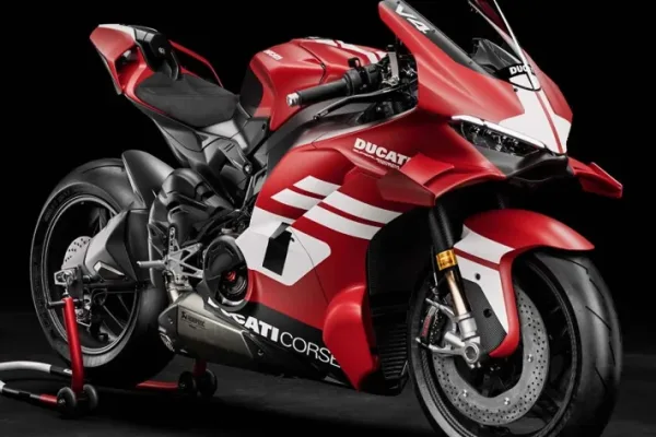 2027 Ducati Superleggera V4 Centenario