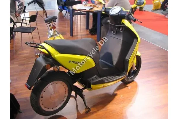 2008 E-Max 110S