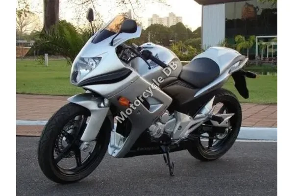 2010 Eagle-Wing DB 300 Naked