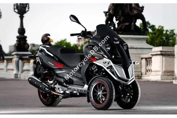 2022 Gilera Fuoco 500