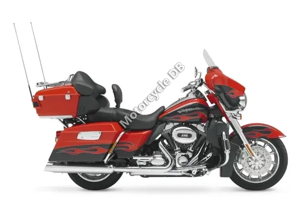 2010 Harley-Davidson Flhtcuse CVO Ultra Classic Electra Glide Black