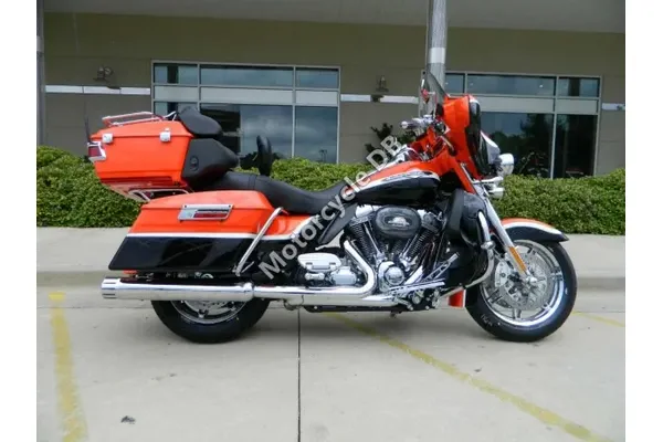 2012 Harley-Davidson FLHTCUSE7 CVO Ultra Classic Electra Glide