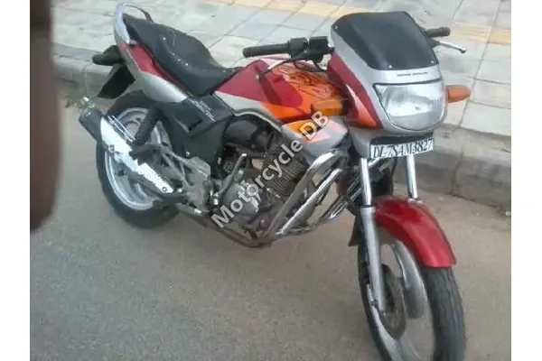 2004 Hero Honda CBZ