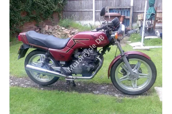 1981 Honda CB 100 N