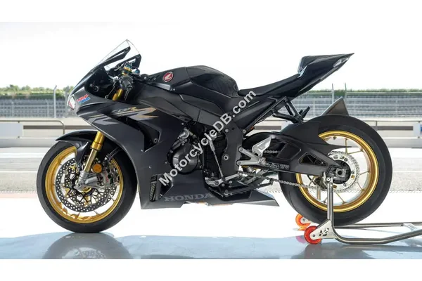 2022 Honda CBR1000RR-R Fireblade SP