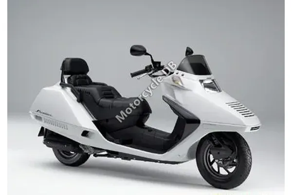 2000 Honda CN 250