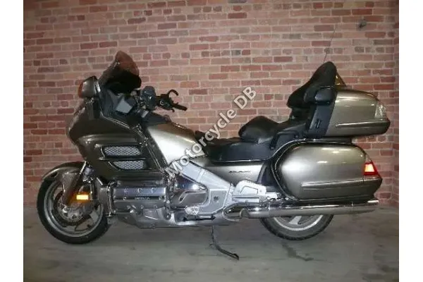 2006 Honda Gold Wing Audio/comfort