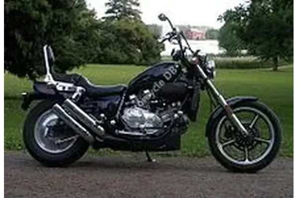 1988 Honda Magna (Supermagna)