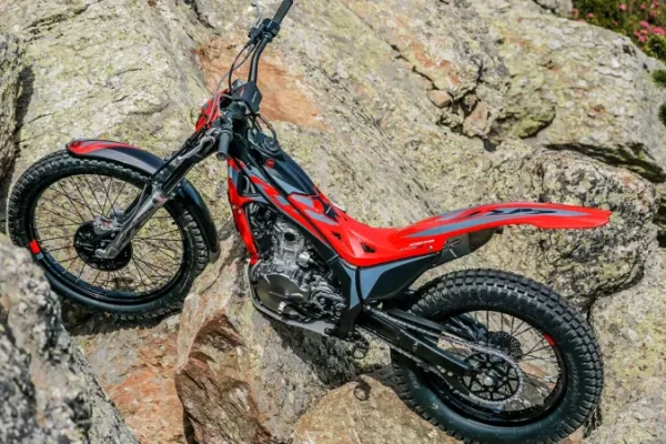 2025 Honda Montesa Cota 4RT 301RR