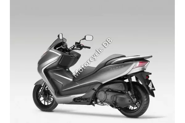 2014 Honda NSS300 Forza