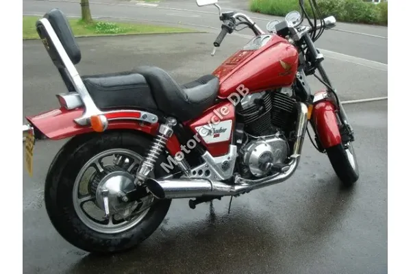 1986 Honda VT 1100 C Shaddow