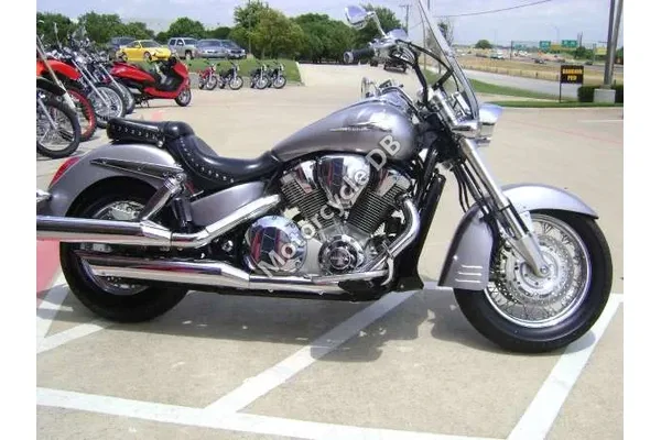 2004 Honda VTX 1800 Retro Spoke