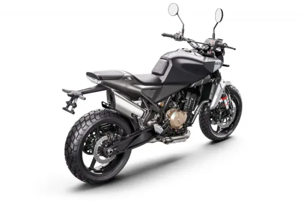 2026 Husqvarna Svartpilen 801