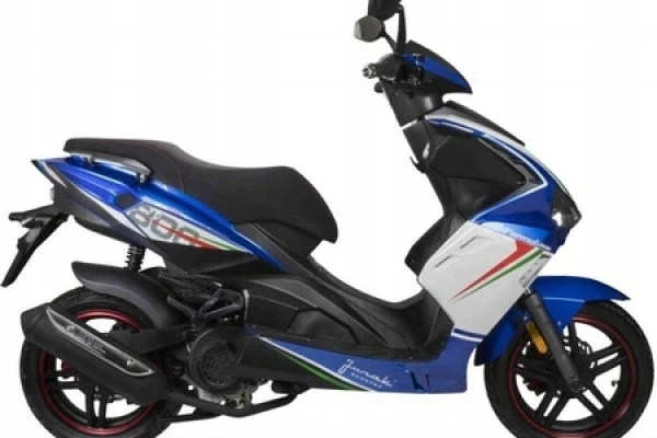 2020 Junak 806 125
