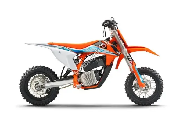2023 KTM SX-E 3