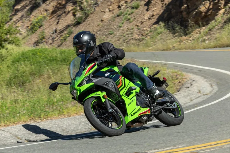 Kawasaki Ninja 400 KRT 2024 73425