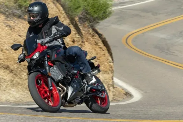 2024 Kawasaki Z500 SE ABS