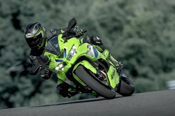 2026 Kawasaki Ninja ZX 4RR