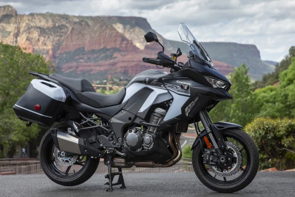 2019 Kawasaki Versys 1000 SE LT Plus
