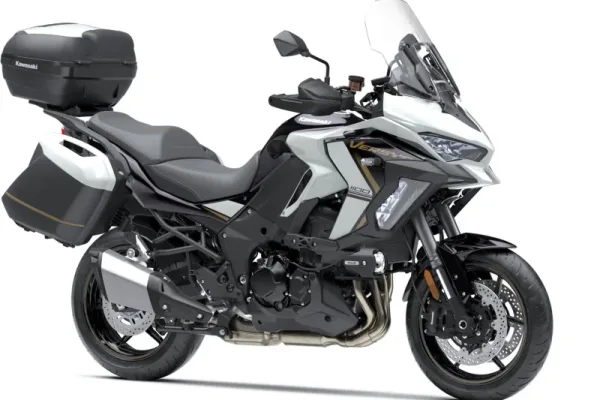 2025 Kawasaki Versys 1100 SE Grand Tourer