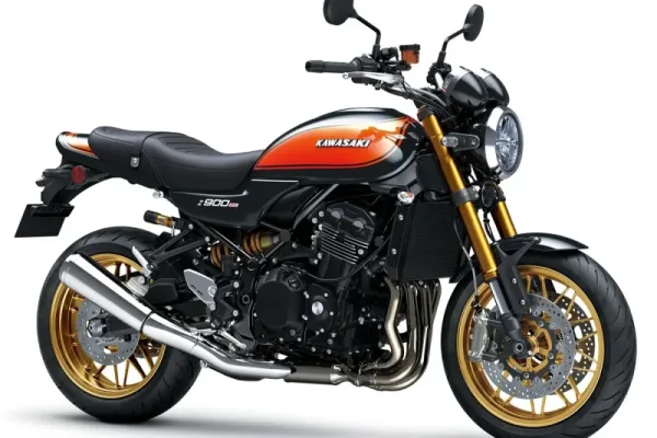 2027 Kawasaki Z900RS SE