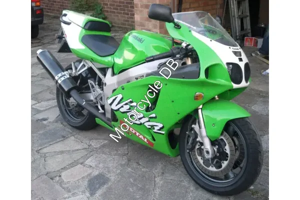 1998 Kawasaki ZX-7R Ninja